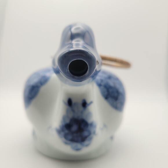 Vintage Blue & White Duck Teapot Hand Painted Wrapped in Wood Metal Handle - Picture 7 of 10